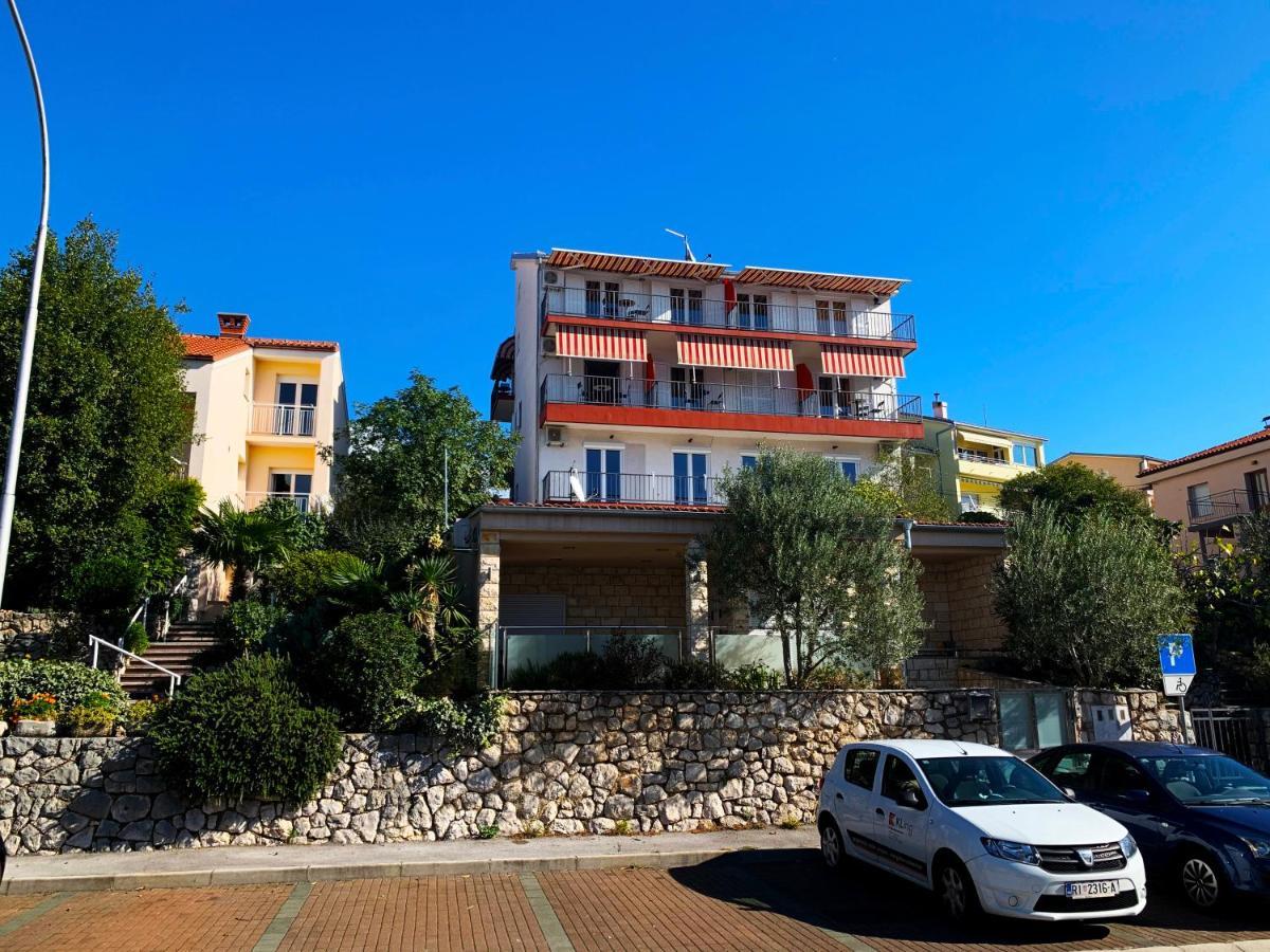 Apartments Julija Crikvenica Ngoại thất bức ảnh